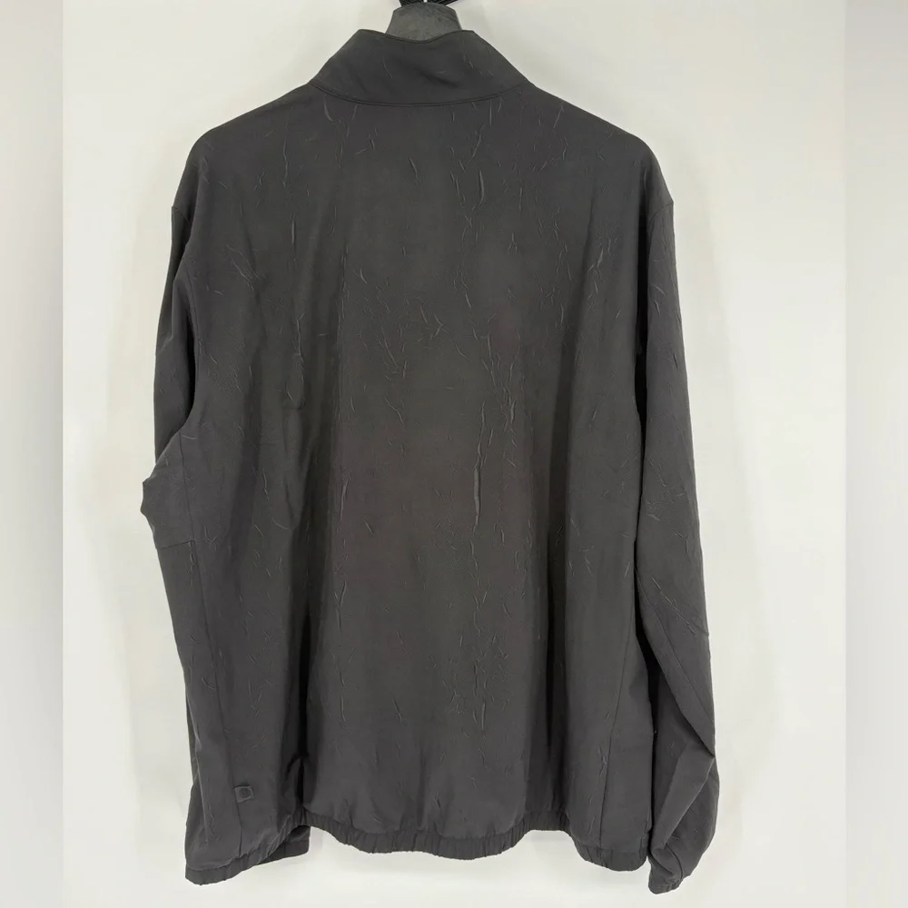 lululemon athletica Men’s Black Zeroed In Crinkle Texture Half Zip Jacket